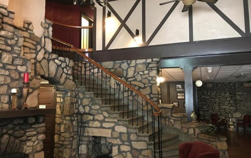 Ye Olde English Inn Hollister 外观 照片